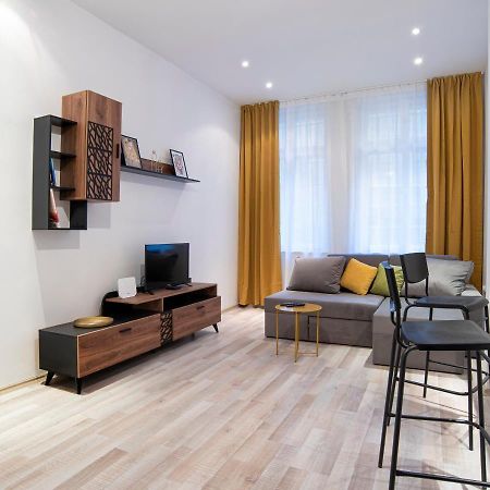 Bilyana'S 1 Bedroom Central Apartment Sofia Bagian luar foto