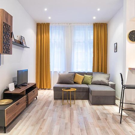 Bilyana'S 1 Bedroom Central Apartment Sofia Bagian luar foto